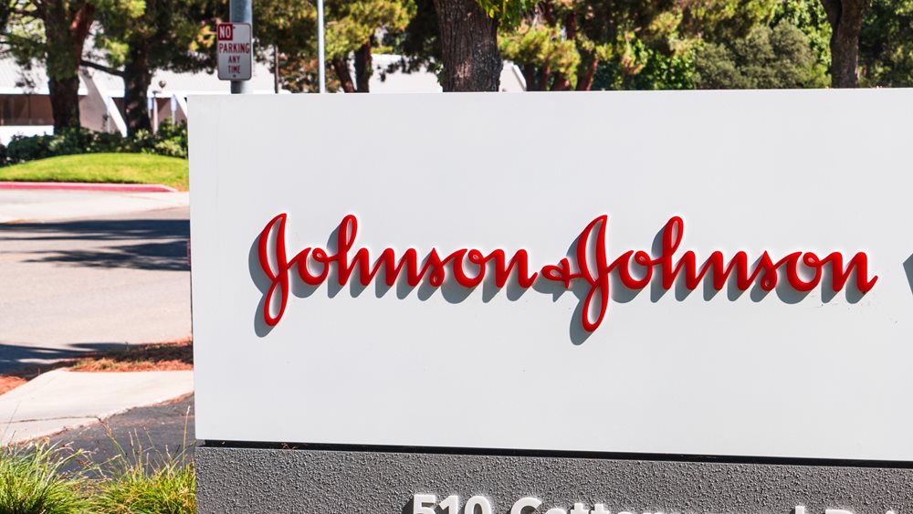 Η Johnson & Johnson επιχειρεί εξαγορά – μαμούθ $13 δισ.