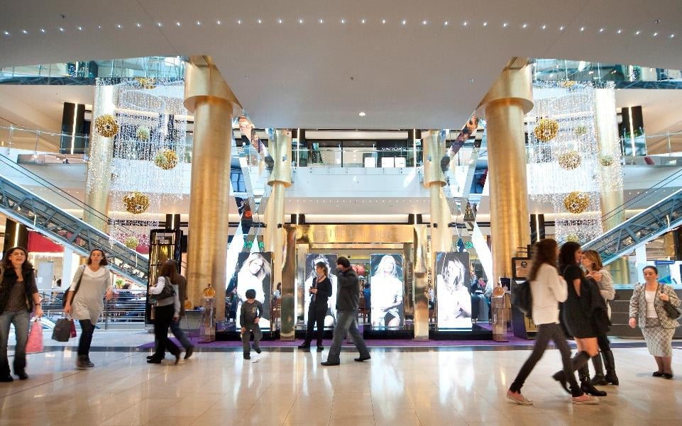 Παΐζη: Η γυναίκα των… malls – Από τη McArthurGlen στα 4+2 εμπορικά της Lamda