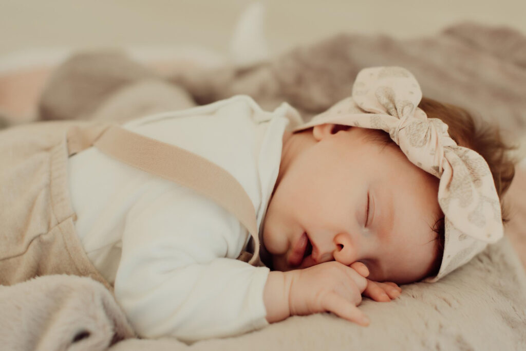 Αλλαγή εποχής και ύπνος μωρού: Τι αλλάζει και πώς προσαρμόζεστε